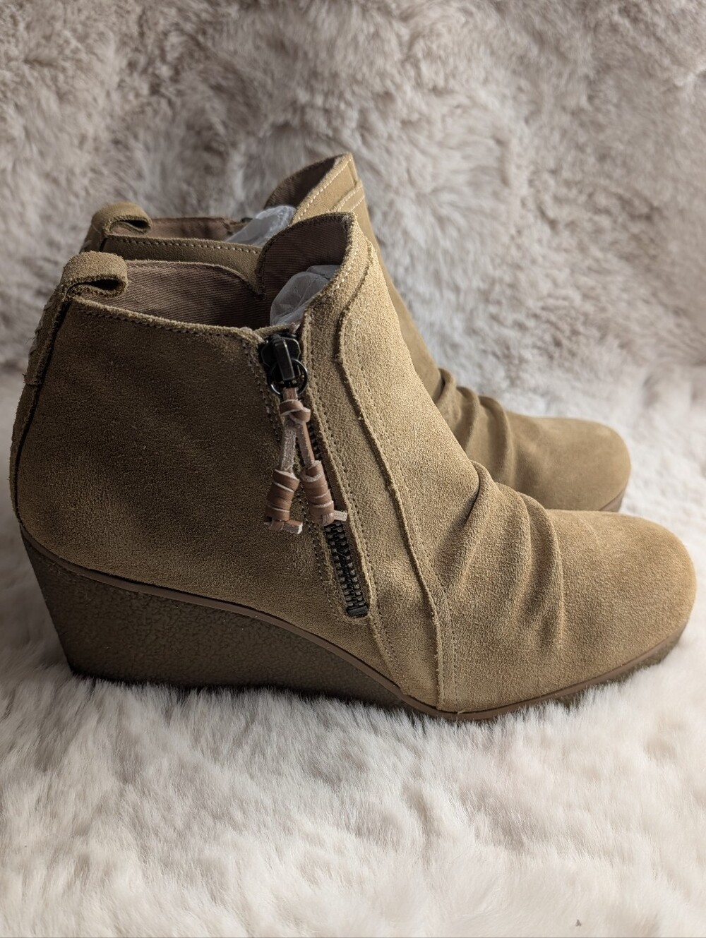 Sperry Suede Top Sider Ankle Boots. Size 10 M